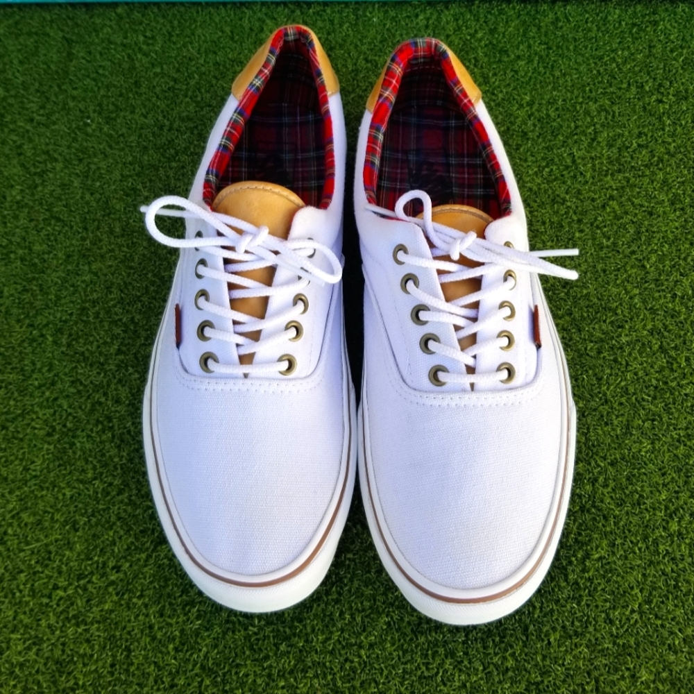Mens VANS Low Top Sneakers - size 12